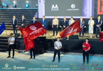 SUPERLAND BÙNG NỔ TẠI LỄ RA QUÂN SUN PORTO TOWN & SUN FESTO TOWN 